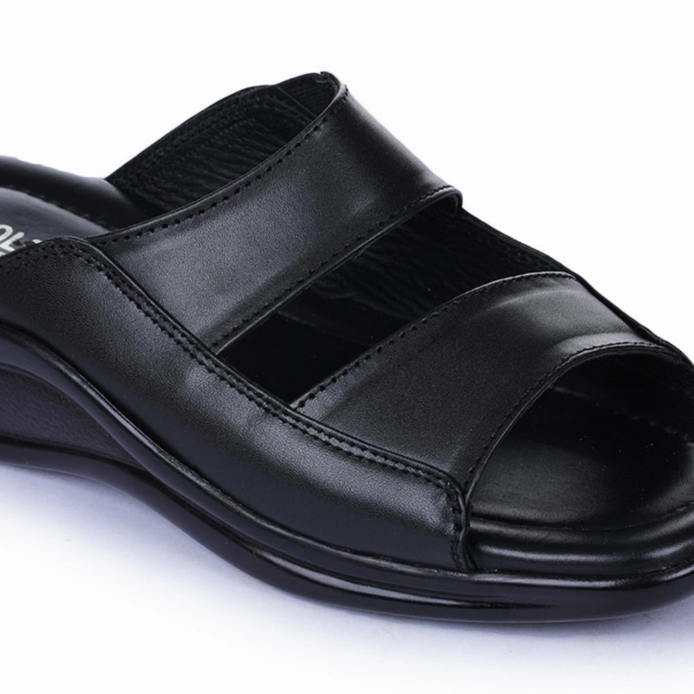 Coolers Casual Black Slippers For Men 2013-10 By Liberty