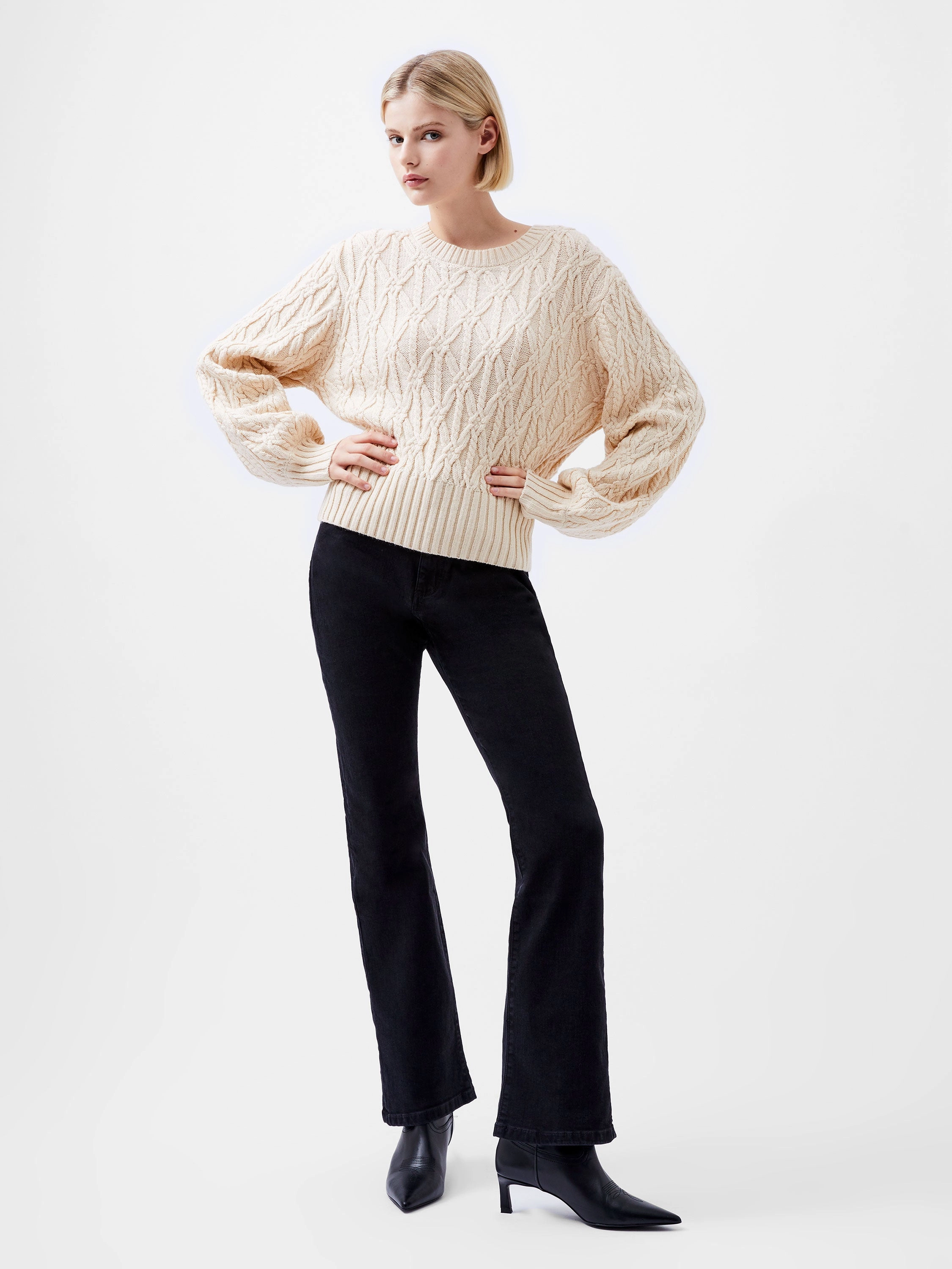Layon Jini Sweater
